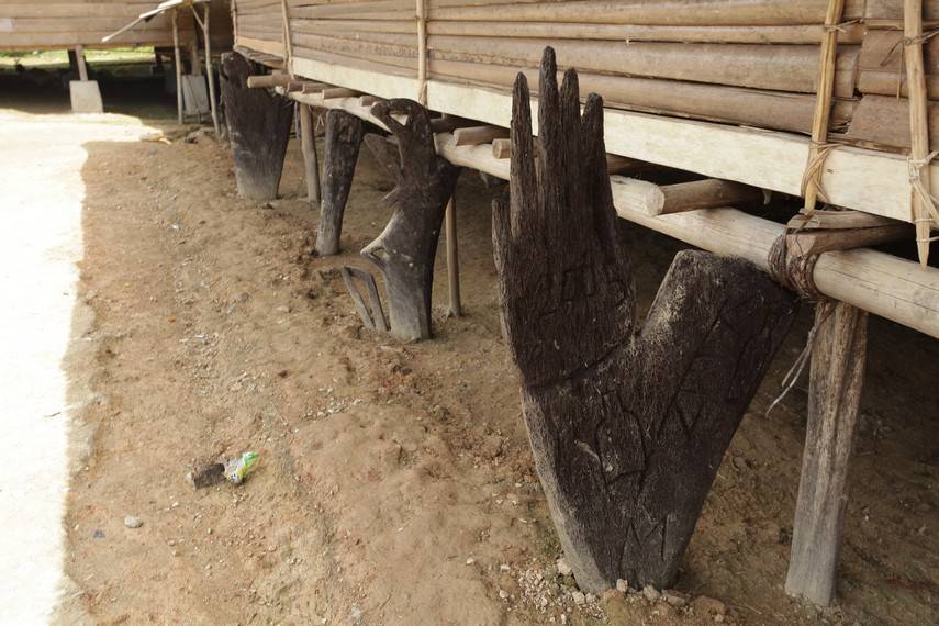 Keunikan Suku Huaulu, Rumah Adatnya Menyatu dengan Alam 