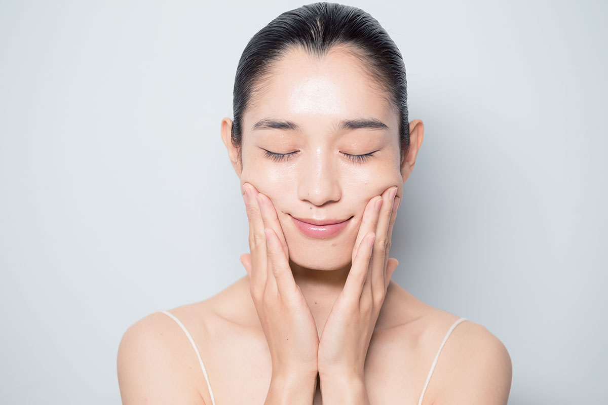 What is Mochi Skin, Japanese Women's Beauty Trend