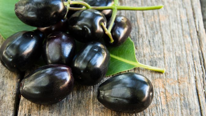 7 Benefits of Jamun, Overcoming Anemia to Cancer Risk