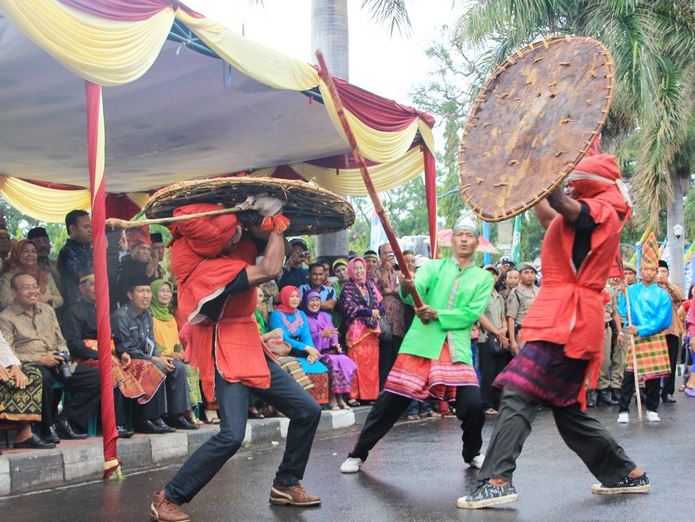 Tradisi Karaci, Permainan Adu Ketangkasan dari Sumbawa