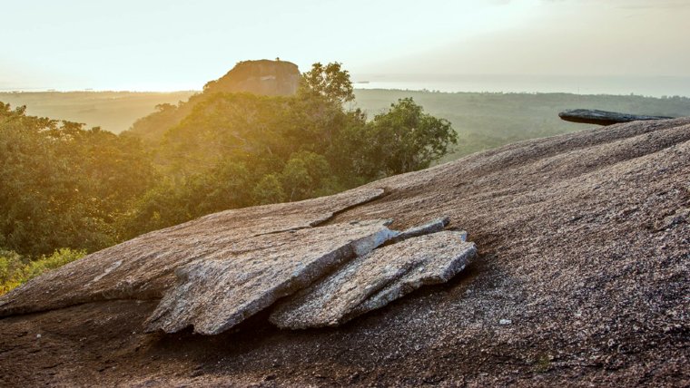 Bukit Baginde, Batu Granit Raksasa di Belitung sejak Zaman Purba