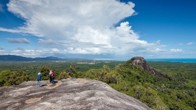 Bukit Baginde, Batu Granit Raksasa di Belitung sejak Zaman Purba