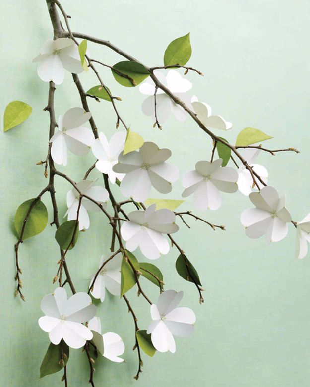 10 Dekorasi Bunga yang Terbuat dari Kertas