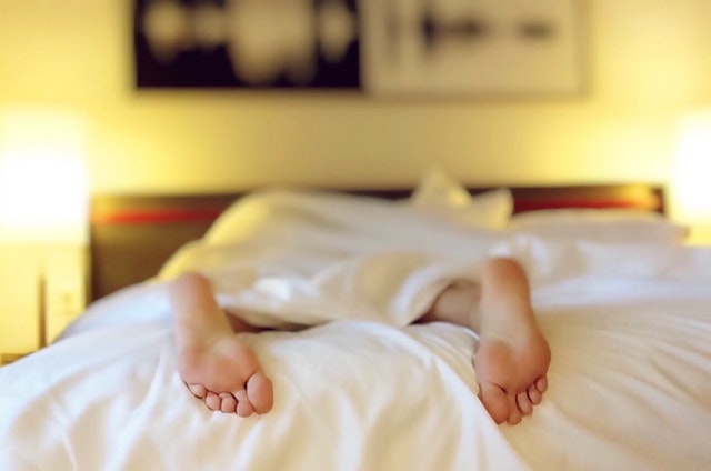 10 Kebiasaan Tidur di Berbagai Negara