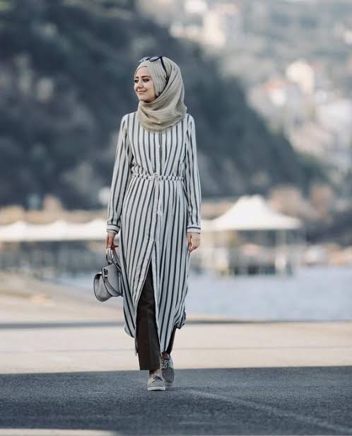 10 Gaya Hijab Agar Terlihat Tinggi dan Langsing