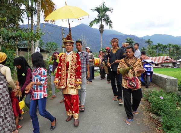 10 Kebiasaan Orang Sumatera, Memiliki Makna Yang Dalam