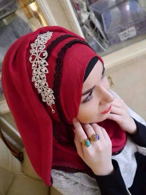 Lebih Cantik, 10 Aksesoris Hijab Modern