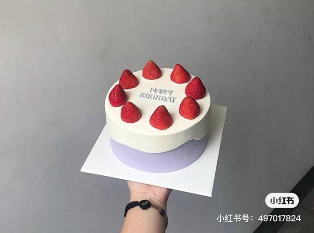 10 Desain Kue Ulang Tahun Korea Sederhana dengan Warna Pastel