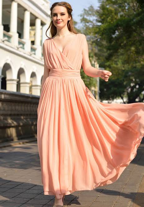 10 Model Long Dress Kekinian untuk Tampil Trendy