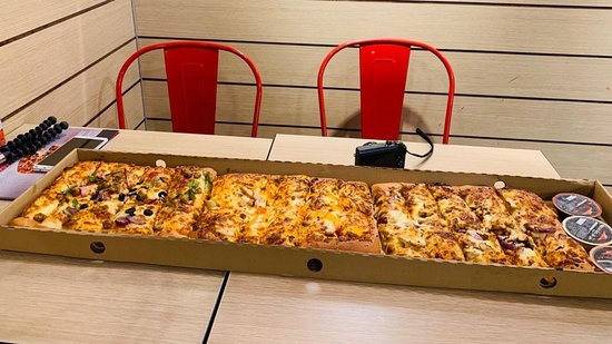 Super supreme pizza hut isinya apa