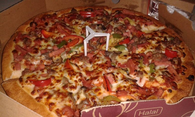 Pizza american favorite isinya apa