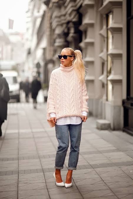 10 Padu Padan OOTD Sweater dengan Berbagai Outfit