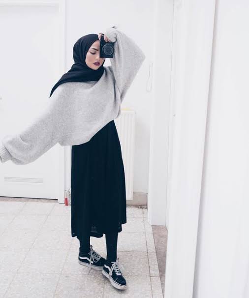 10 Pakaian Hijab untuk Remaja, Stylish dan Keren