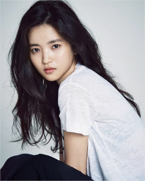 Kim Tae Ri - Biodata, Profil, Fakta, Umur, Agama, Pacar, Drama, Film