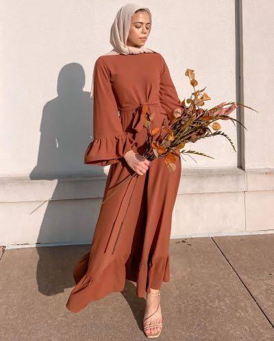 10 Warna Jilbab Cocok dengan Baju Coklat, Terlihat Anggun