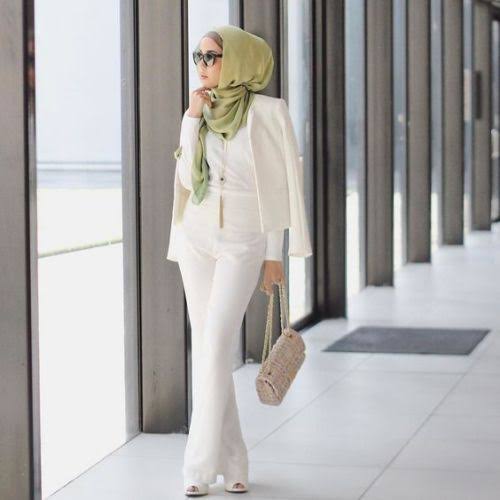 10 Warna Hijab Yang Cocok Dengan Baju Putih, Favorit Banyak Orang