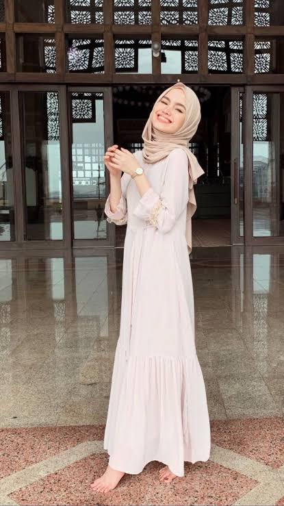 Siap Jalan-jalan, 10 Model Baju Muslim Trendi