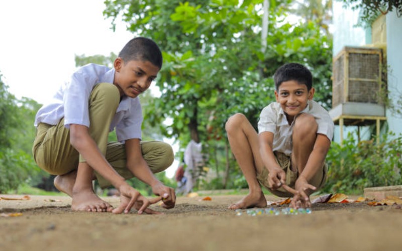 10 Jenis permainan tradisional anak yang asyik dan menyenangkan.