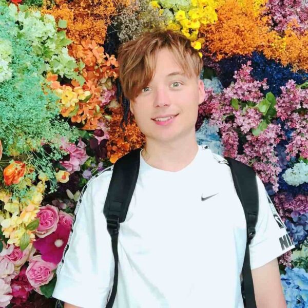 EeOneGuy - Biodata, Profil, Fakta, Umur, Agama, Pacar, Lagu, Karier