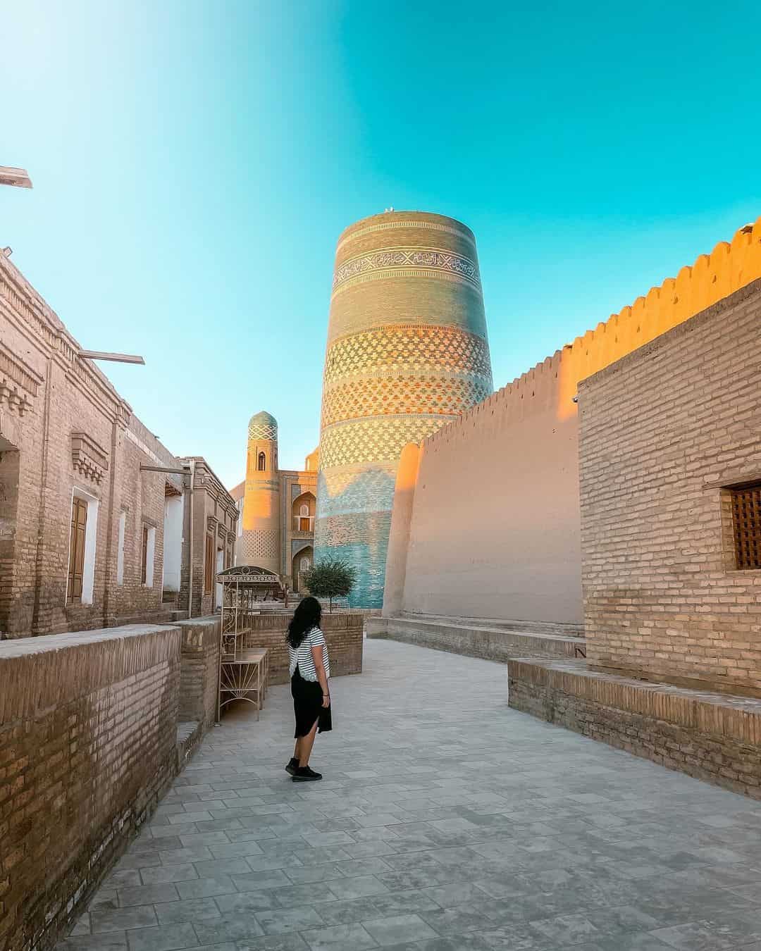 13 Tempat Wisata Uzbekistan, Bangunan Kuno Hingga Pesona Alam Tiada Tara