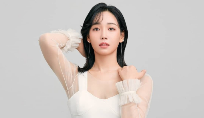 Biodata, Profil, dan Fakta Lee Yoo Ri