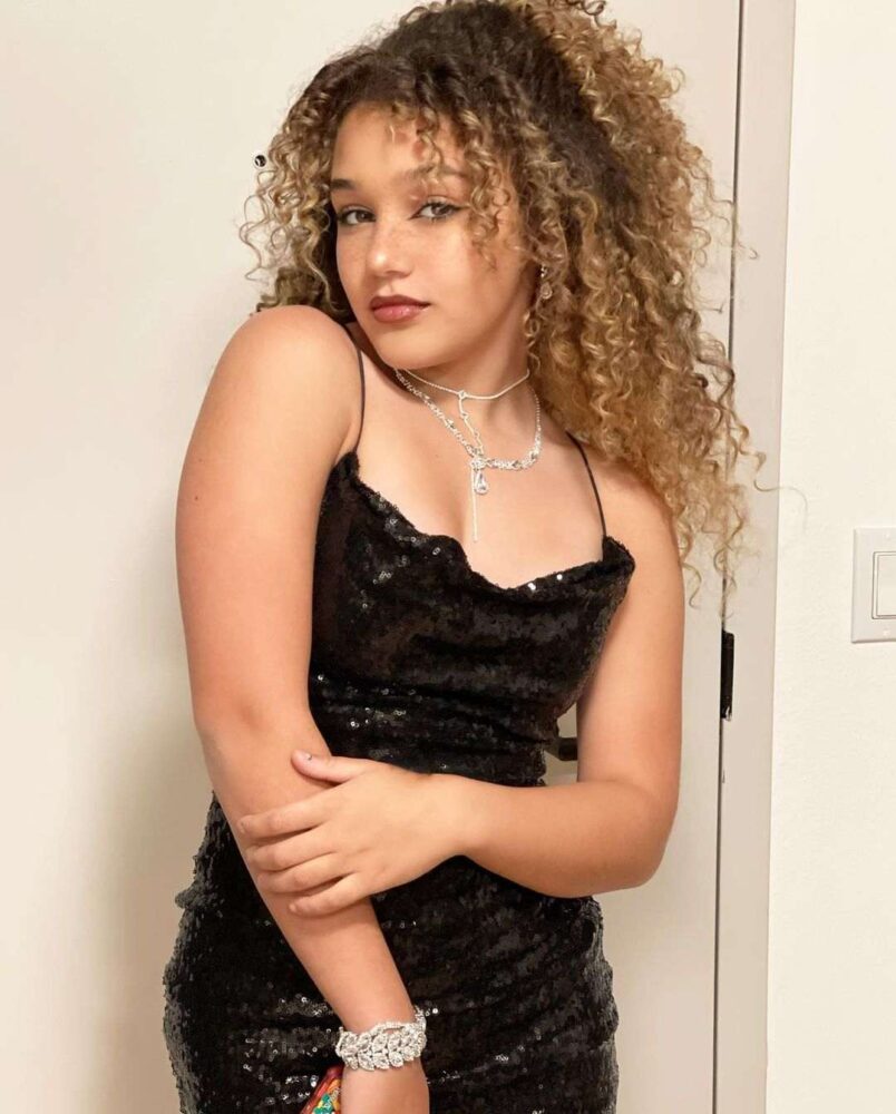 Corinne Joy Biodata, Profil, Fakta, Umur, Agama, Pacar, Lagu