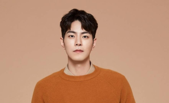 Biodata, Profil, dan Fakta Hong Jong Hyun