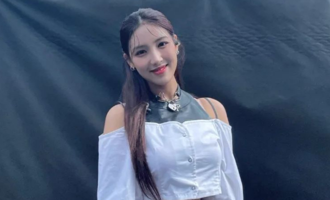 Chowon LIGHTSUM - Biodata, Profil, Fakta, Umur, Agama, Pacar