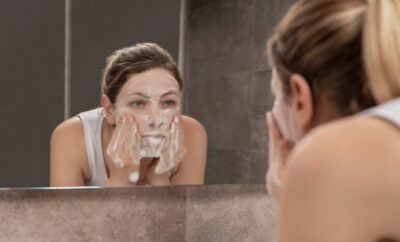 10 Cara Mengecilkan Pori-Pori secara Efektif