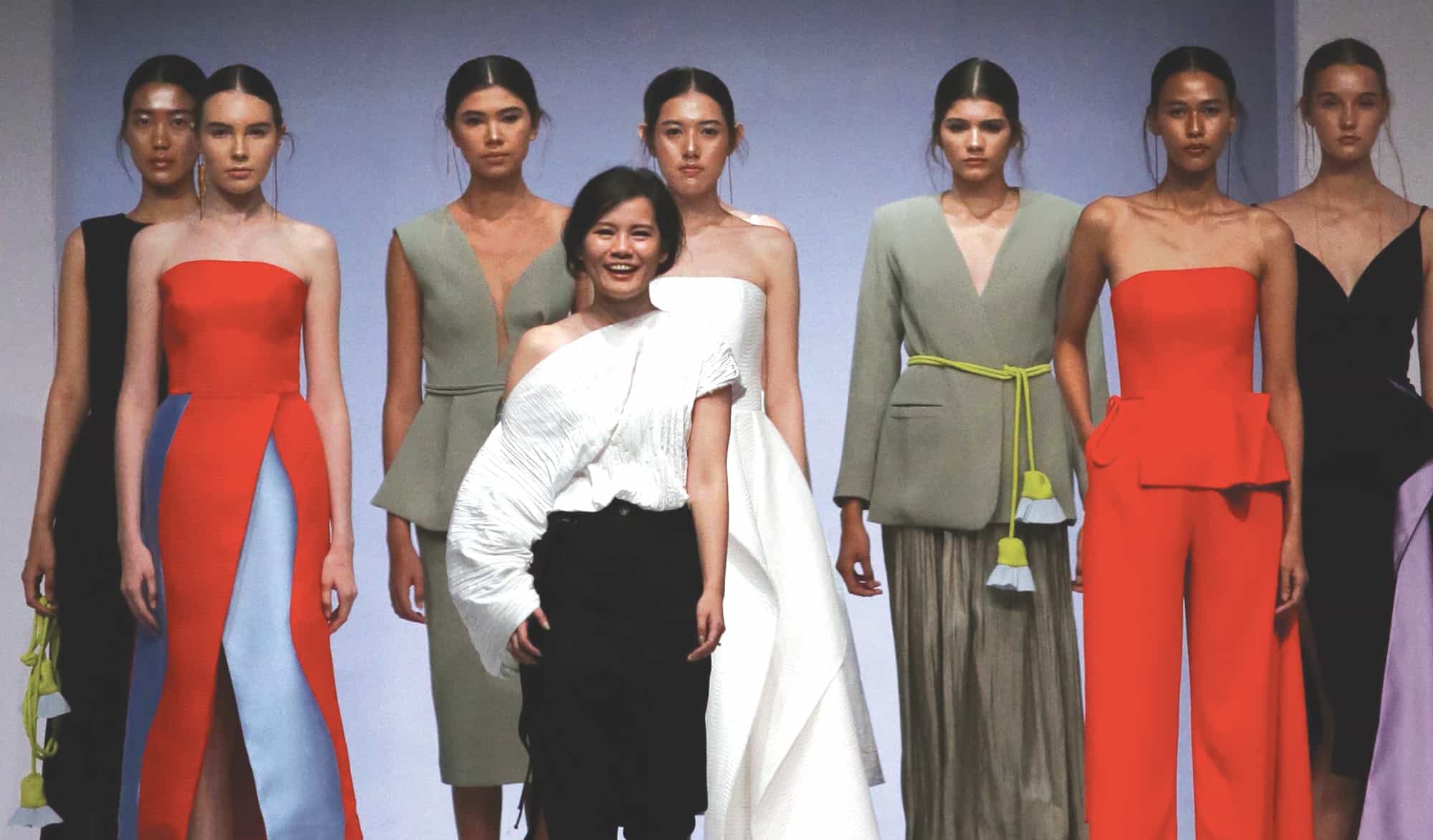 8 Desainer Lokal Indonesia yang Karyanya Mendunia