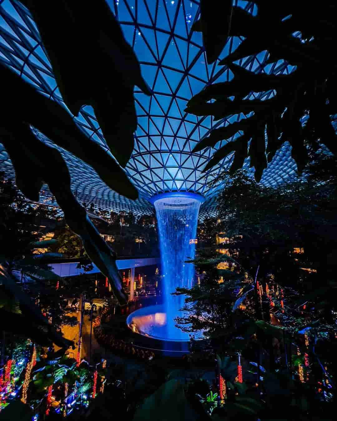 Rekomendasi 16 Destinasi Wisata Singapura yang Menarik