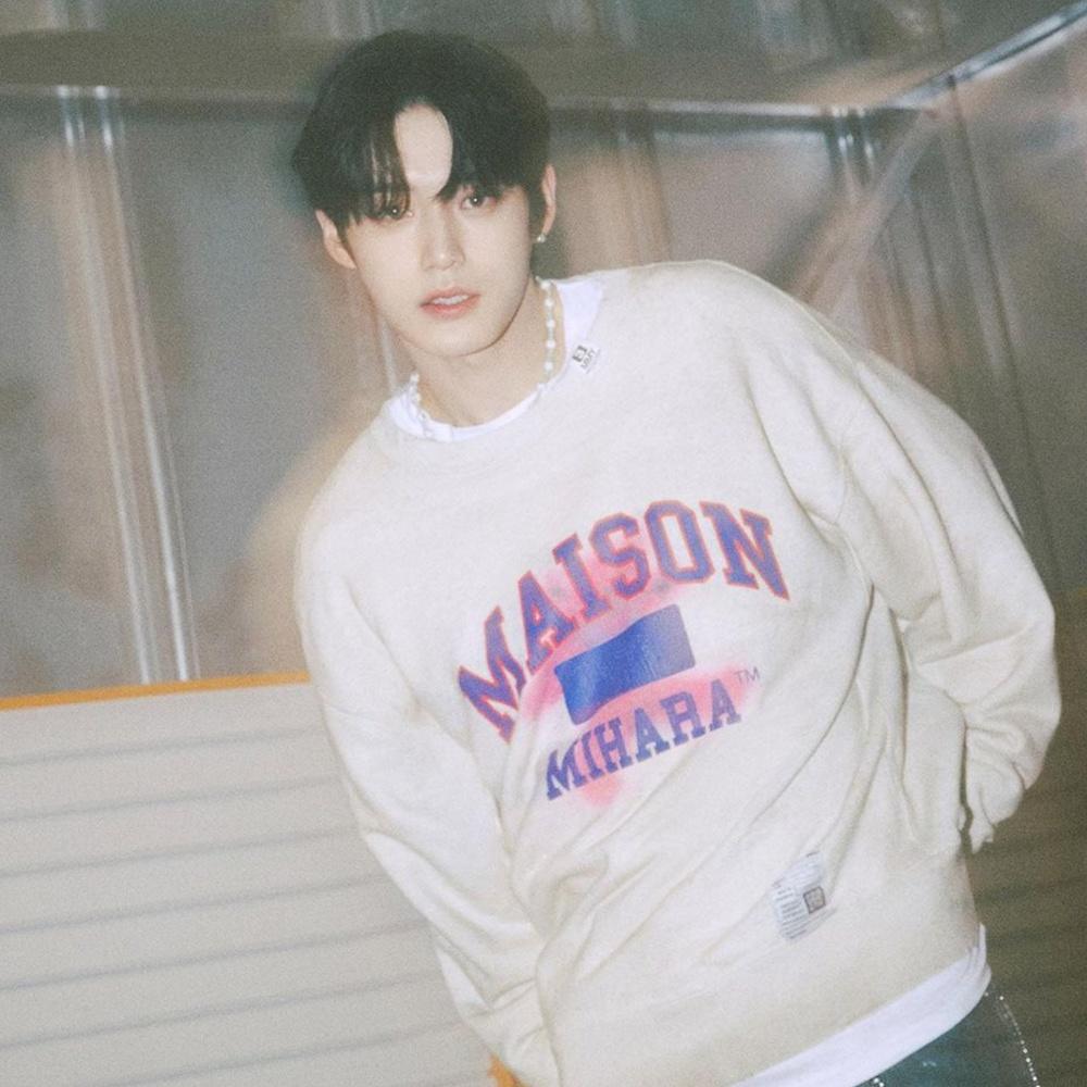 Kim Ji Woong ZB1 - Biodata, Profil, Fakta, Umur, Agama, Pacar