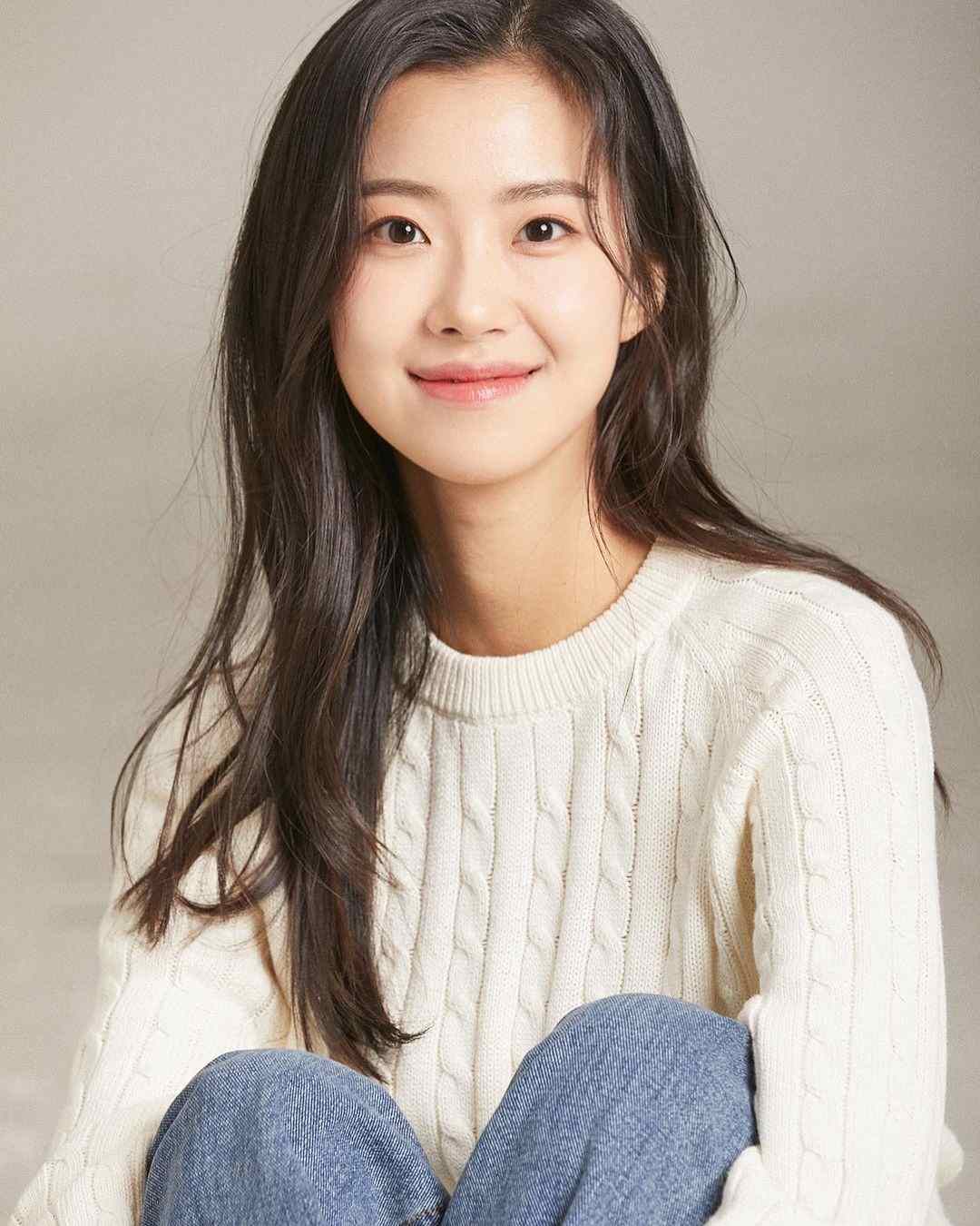Kim Min Ah - Biodata, Profil, Fakta, Umur, Agama, Pacar, Film