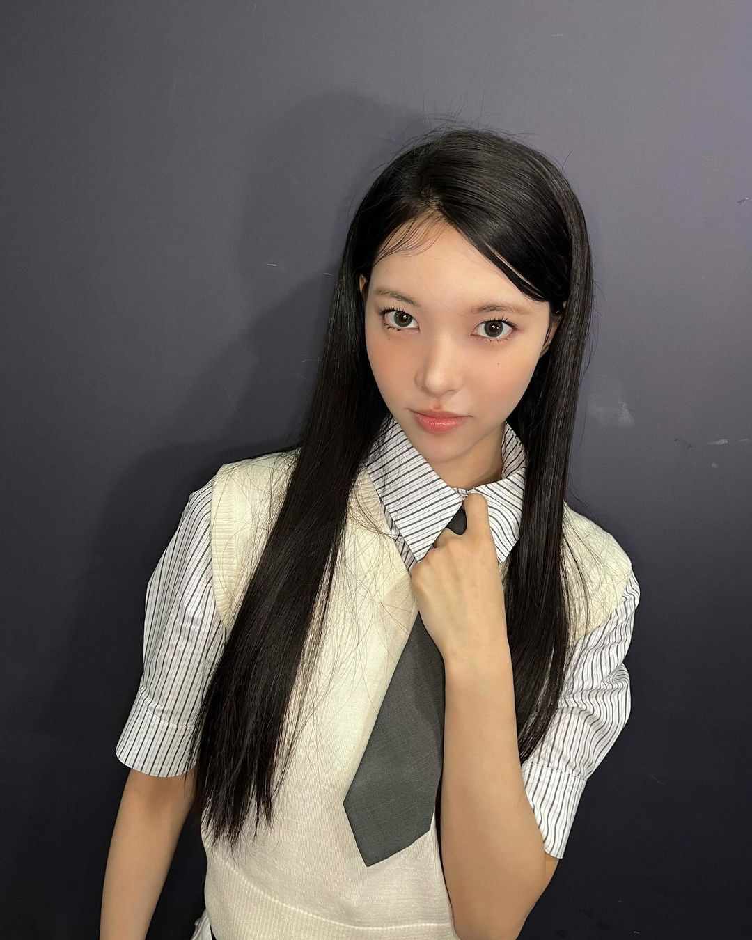 Yunah ILLIT - Biodata, Profil, Fakta, Umur, Agama, Pacar, Karier