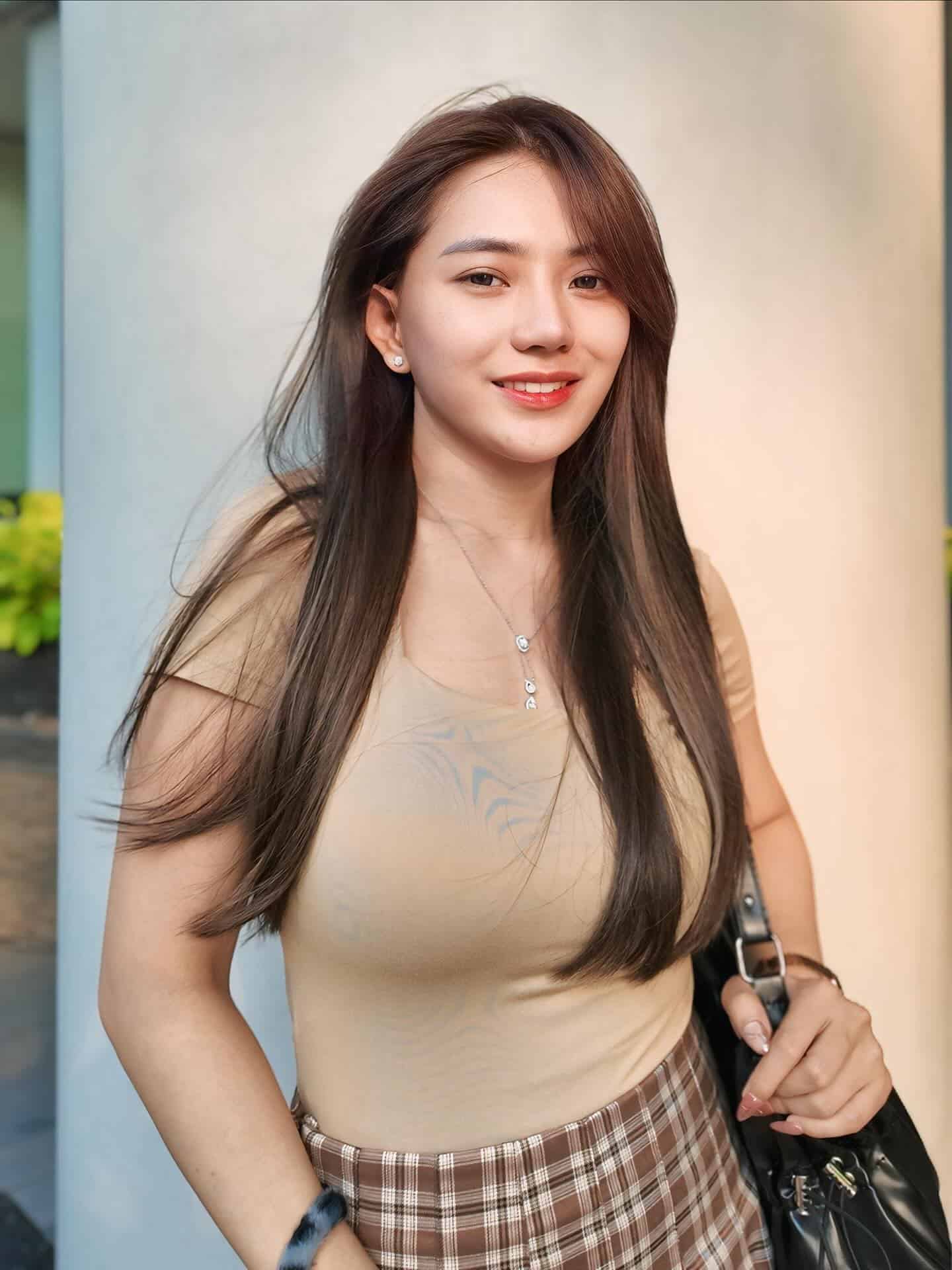 Berlliana Lovell - Biodata, Profil, Fakta, Umur, Agama, Pacar, Karier