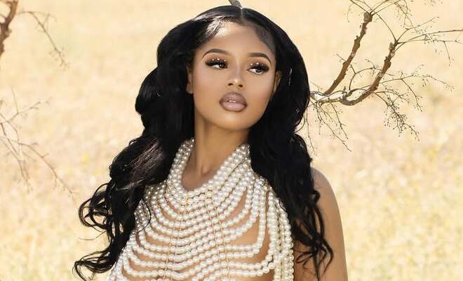 Derra Baby - Biodata, Profil, Fakta, Umur, Agama, Pacar, Karier