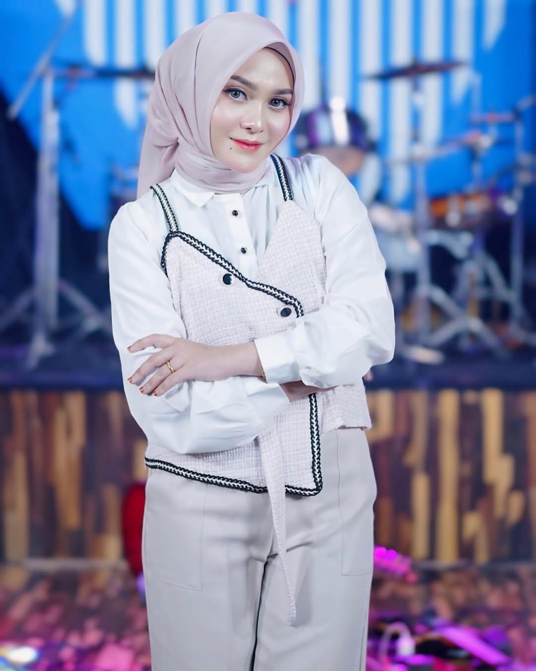 Nazia Marwiana - Biodata, Profil, Fakta, Umur, Agama, Pacar