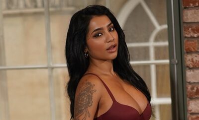 Yasmina Khan - Biodata, Profil, Fakta, Umur, Agama, Pacar, Karier