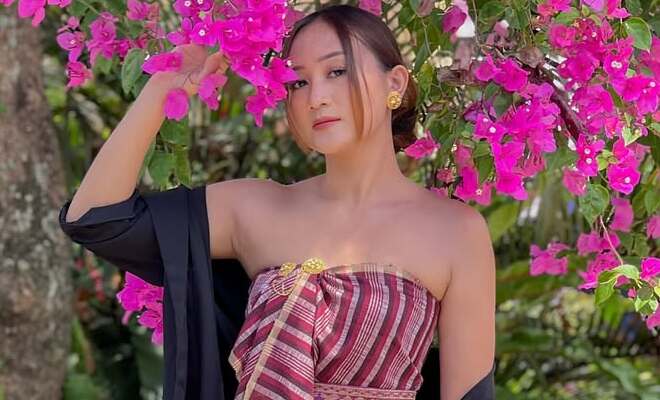 Echa Laksmi - Biodata, Profil, Fakta, Umur, Agama, Pacar, Karier