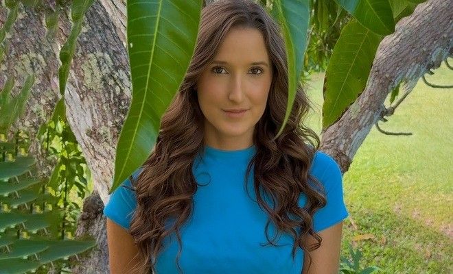 Hannah Straight - Biodata, Profil, Fakta, Umur, Agama, Pacar