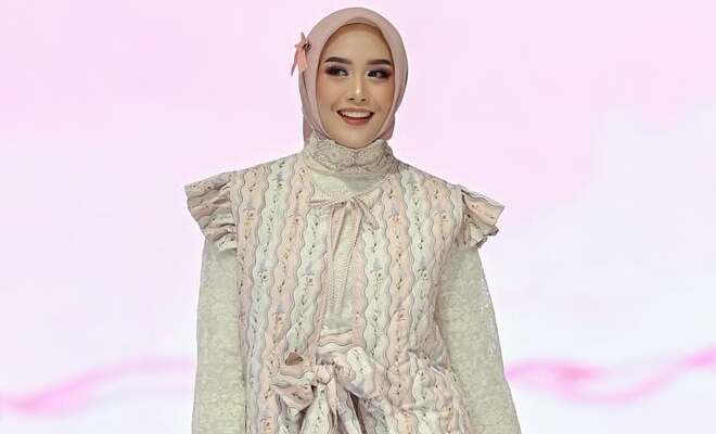 Shadira Firdausi - Biodata, Profil, Fakta, Umur, Agama, Suami