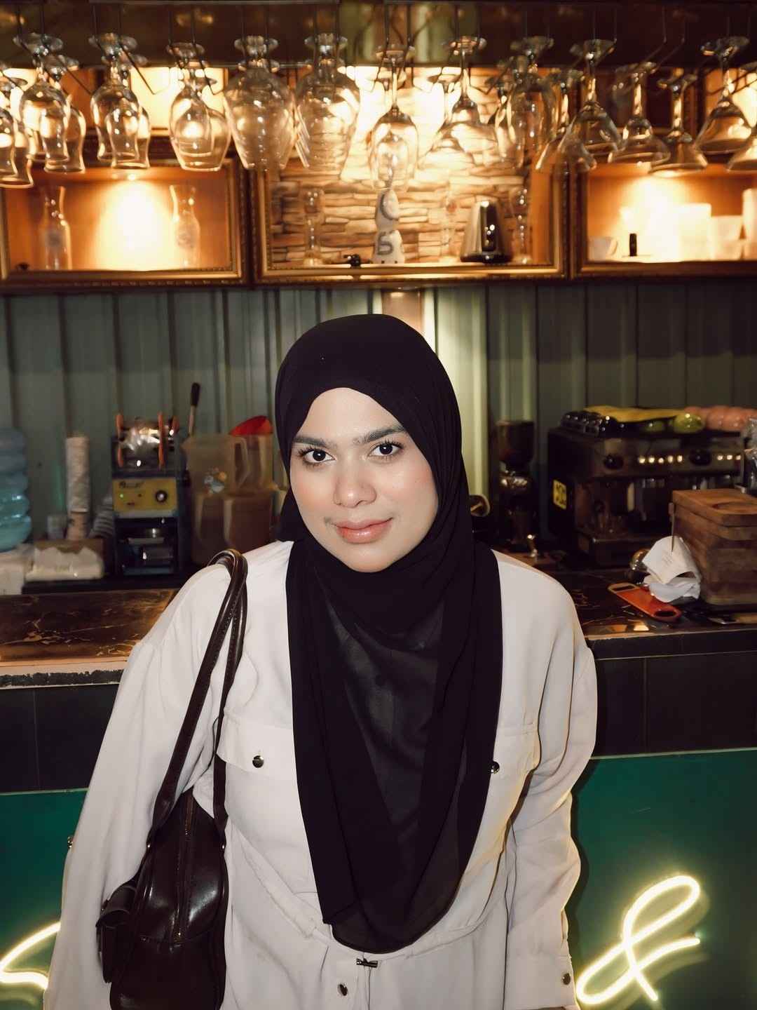 Ayu Wisya - Biodata, Profil, Fakta, Umur, Agama, Suami, Karier