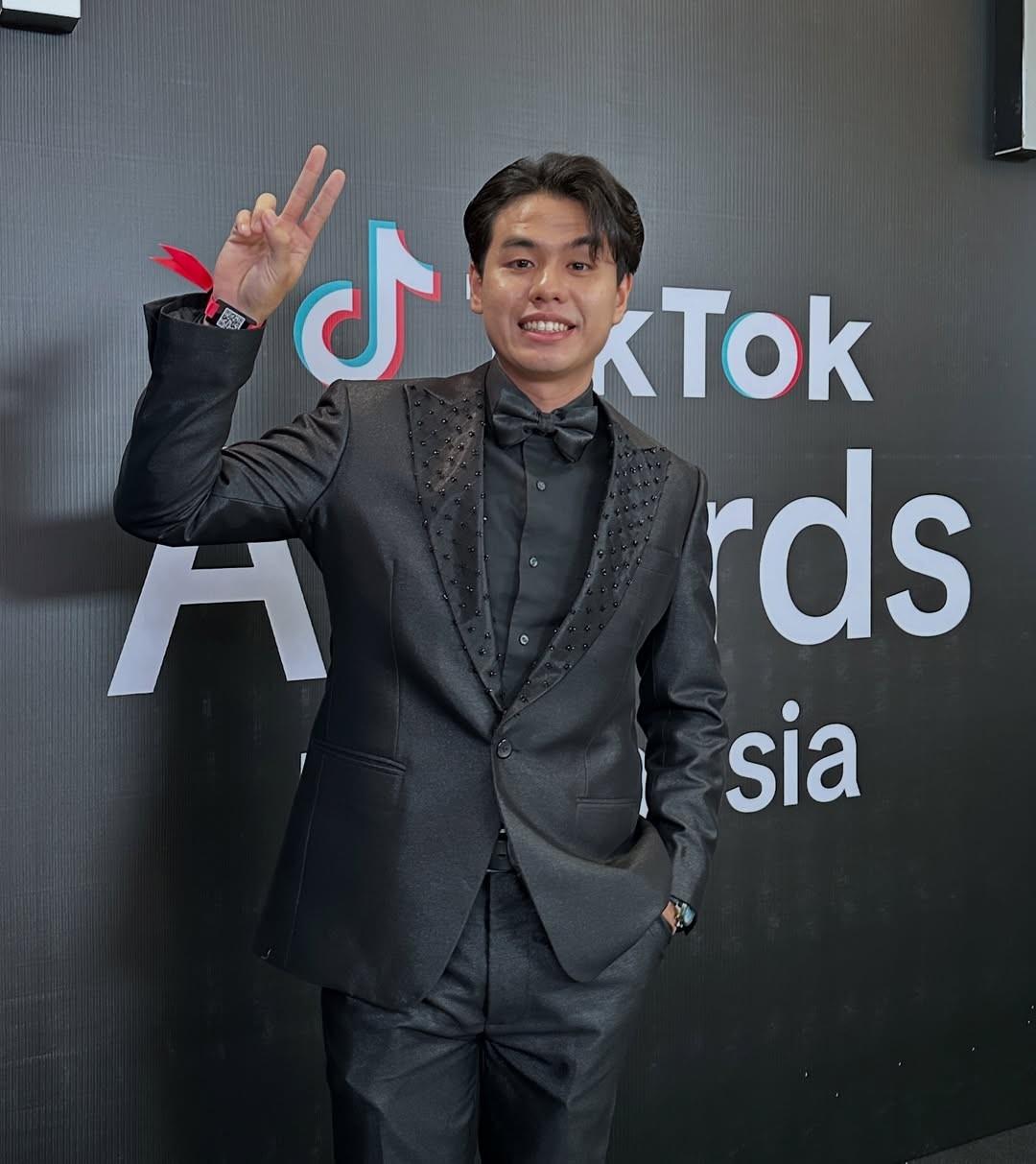 Dennis Guido - Biodata, Profil, Fakta, Umur, Agama, Pacar, Karier