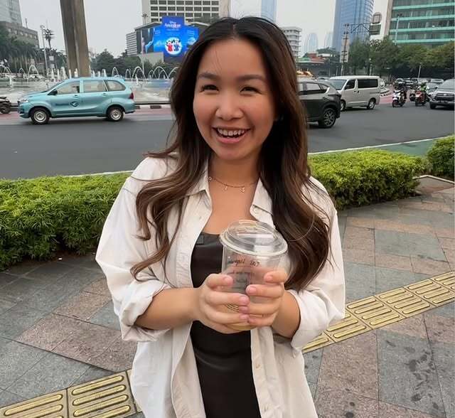 Stephanie Dish - Biodata, Profil, Fakta, Umur, Agama, Pacar, Karier