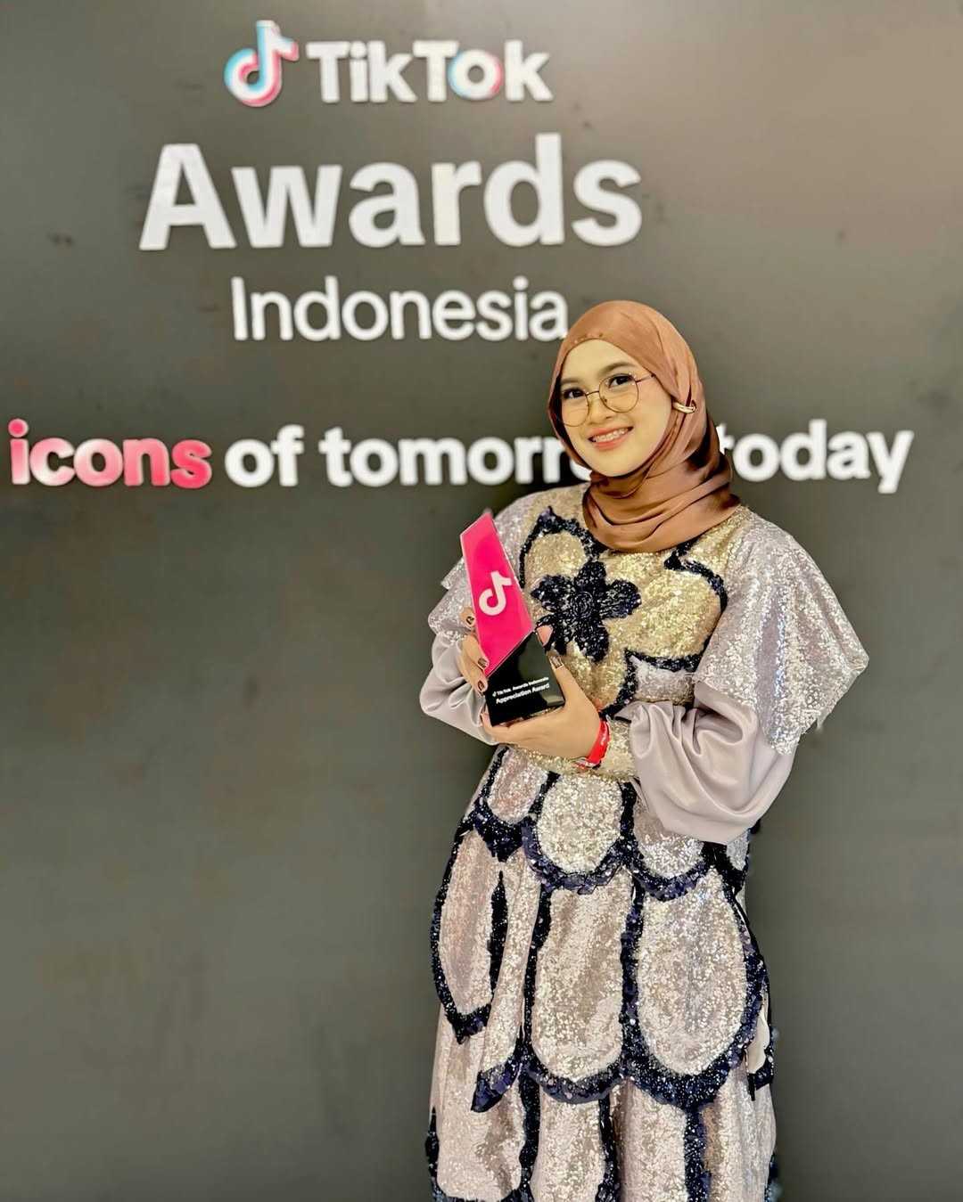 Tira Nissya - Biodata, Profil, Fakta, Umur, Agama, Pacar, Karier